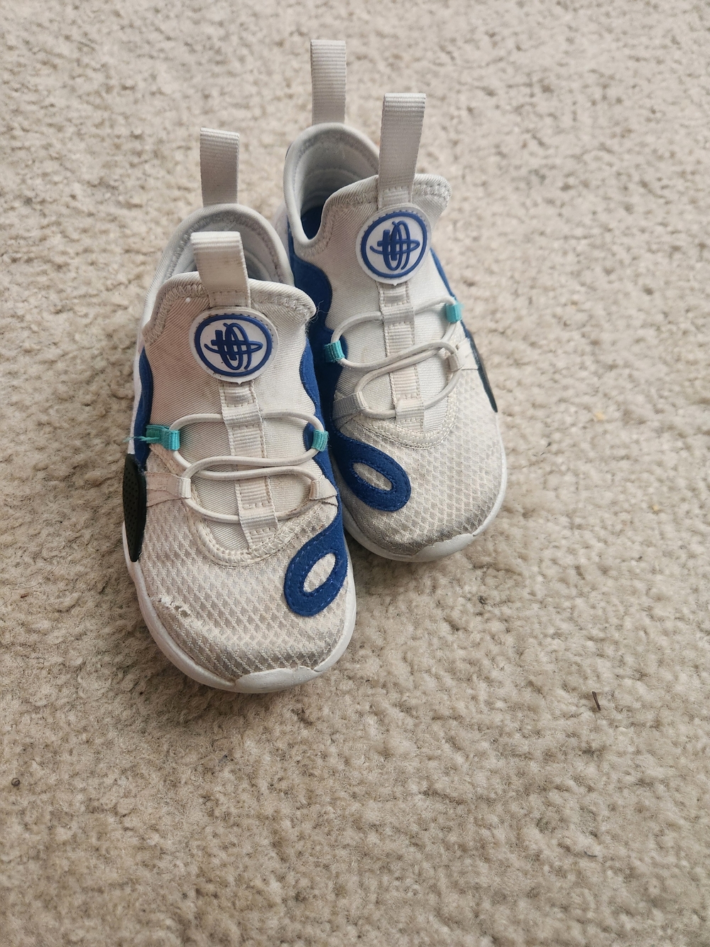 Nike Kids White and Blue Slip-On Sneakers